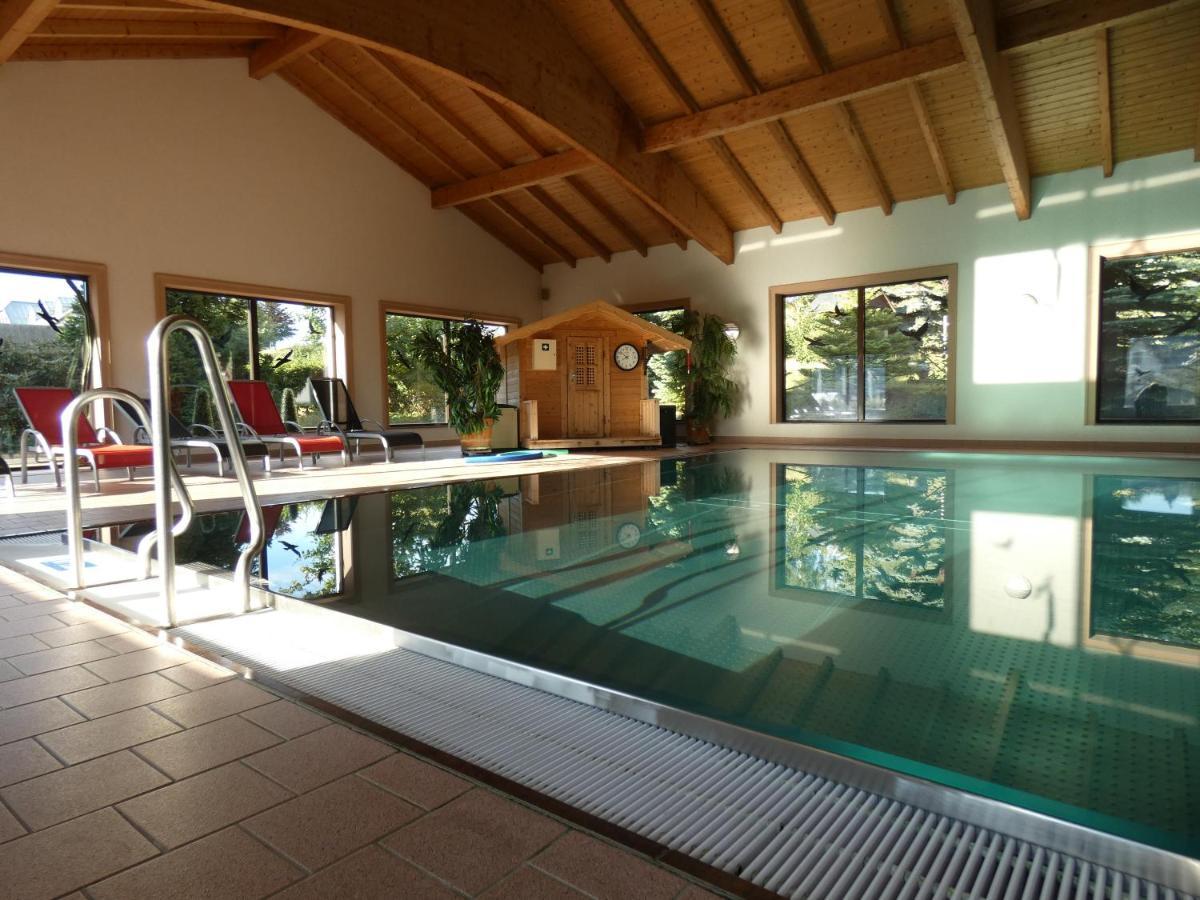 Hotel-Pension Flechsig Hartmannsdorf bei Kirchberg Buitenkant foto