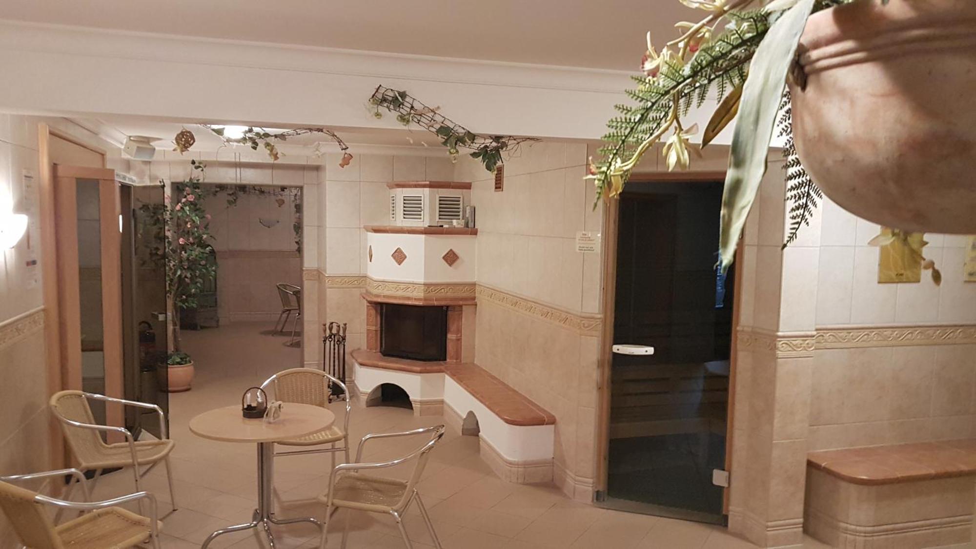 Hotel-Pension Flechsig Hartmannsdorf bei Kirchberg Buitenkant foto